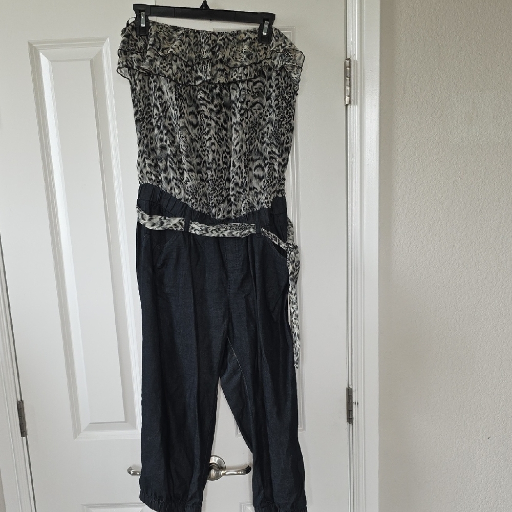 Blue Spice Black and Gray Leopeard Print Jumpsuit Sophisticated Evening Attire